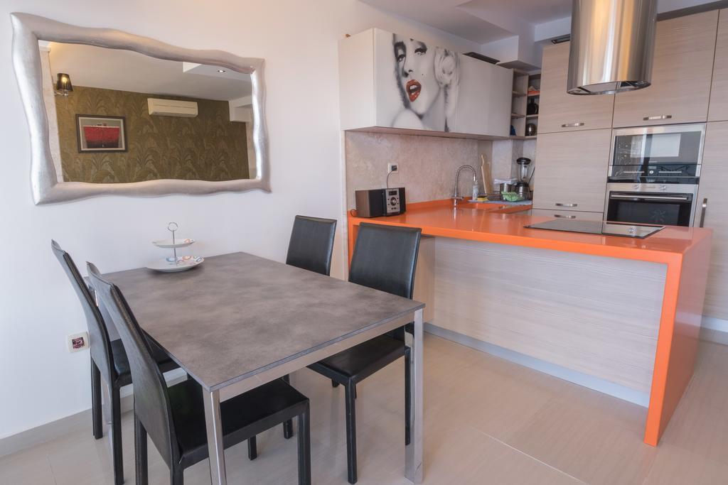 Private Penthouse Djurasevic Appartement Sveti Stefan Buitenkant foto
